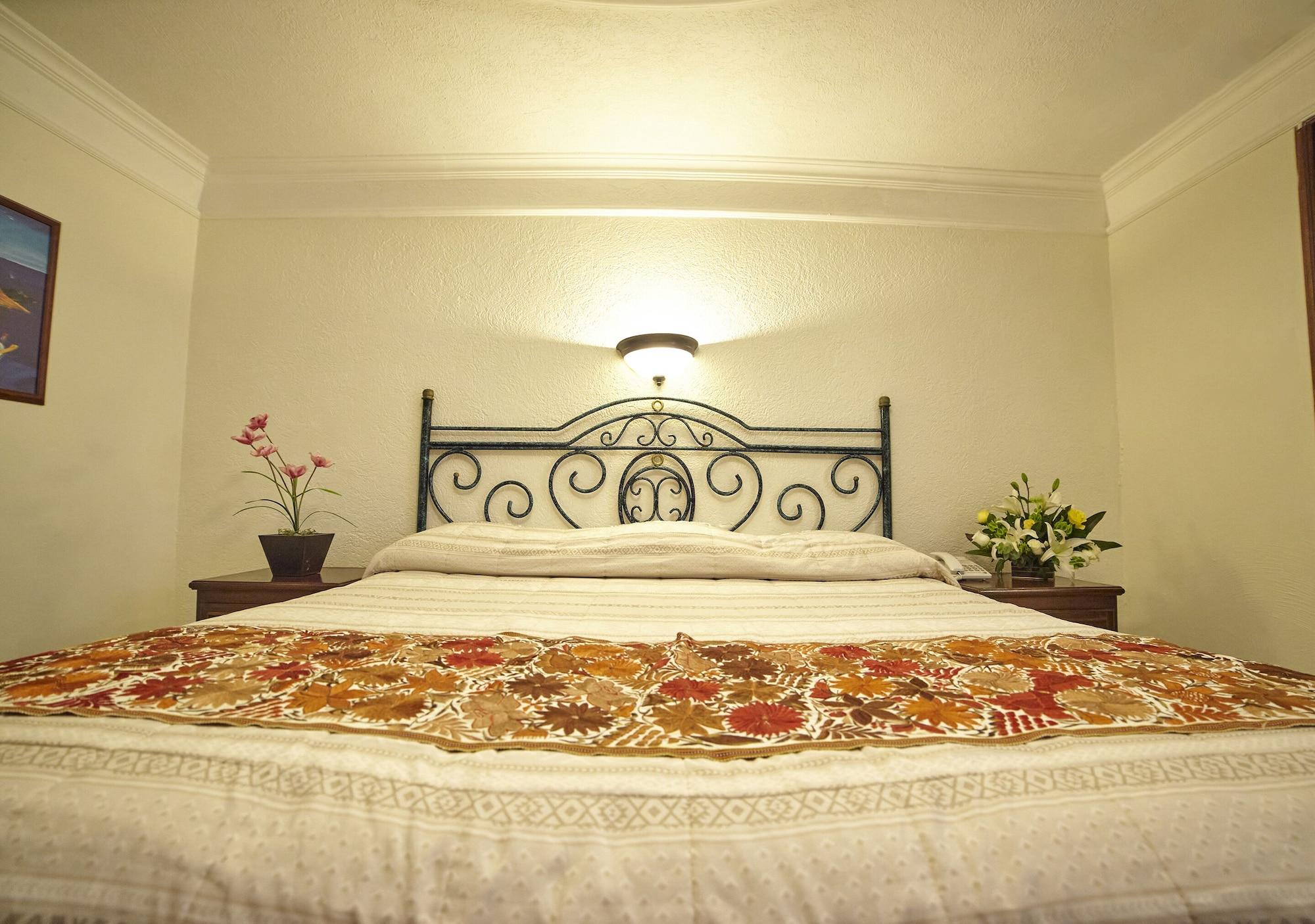 Hotel Francis Drake แคมเปเช ภายนอก รูปภาพ