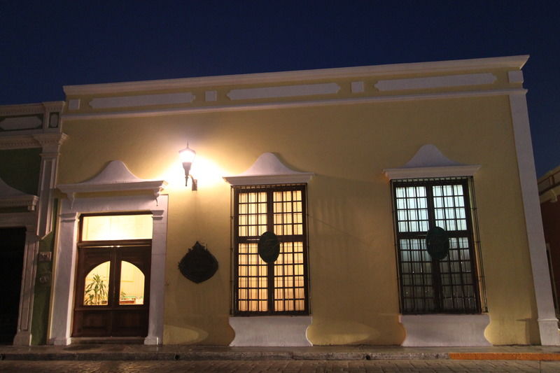 Hotel Francis Drake แคมเปเช ภายนอก รูปภาพ