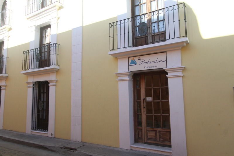 Hotel Francis Drake แคมเปเช ภายนอก รูปภาพ